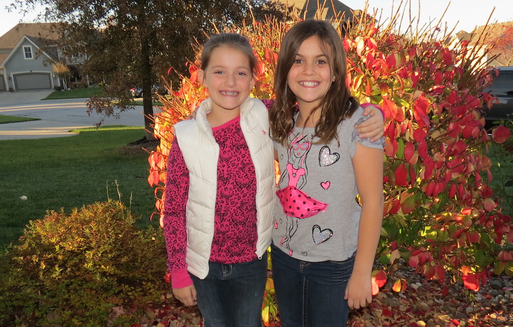 VarageSale friendship series