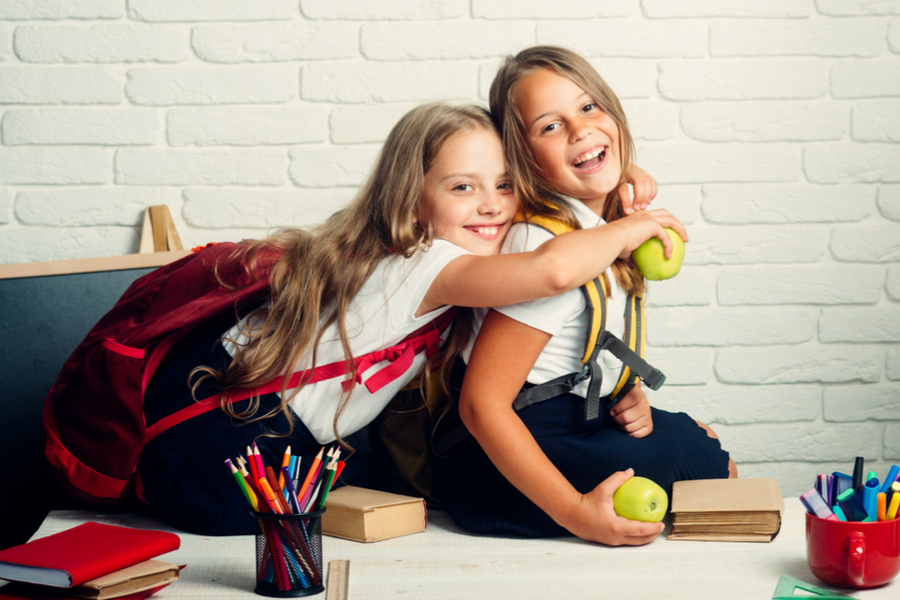 Check out our money-saving tips on back to school necessities you should always buy second hand!